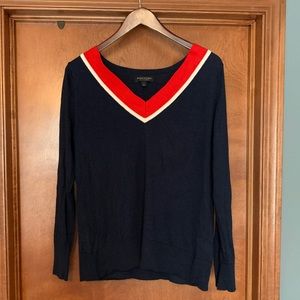 Banana Republic V-neck sweater with red collar